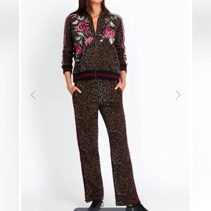 Johnny‎ Was Erin Full Zip Athletic Hoodie And Joggers Set Size XXL Leopard